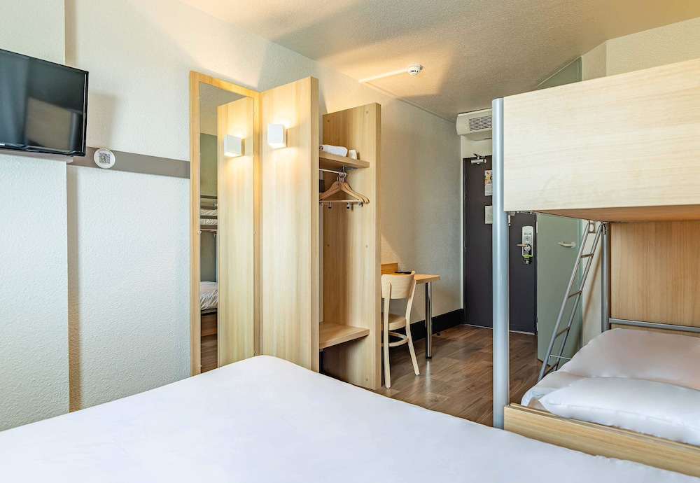 Quadruple Room, Non Smoking photo 3