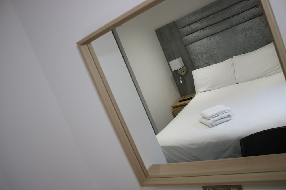 Double Room (Compact) photo 2
