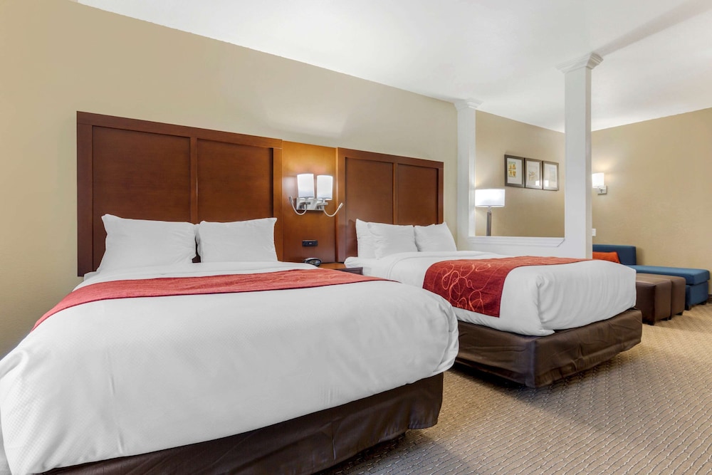 2 Queen Beds, Suite, Nonsmoking - Photo 4