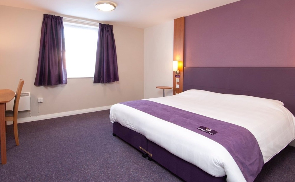 Standard Double Room, Roll-in Shower