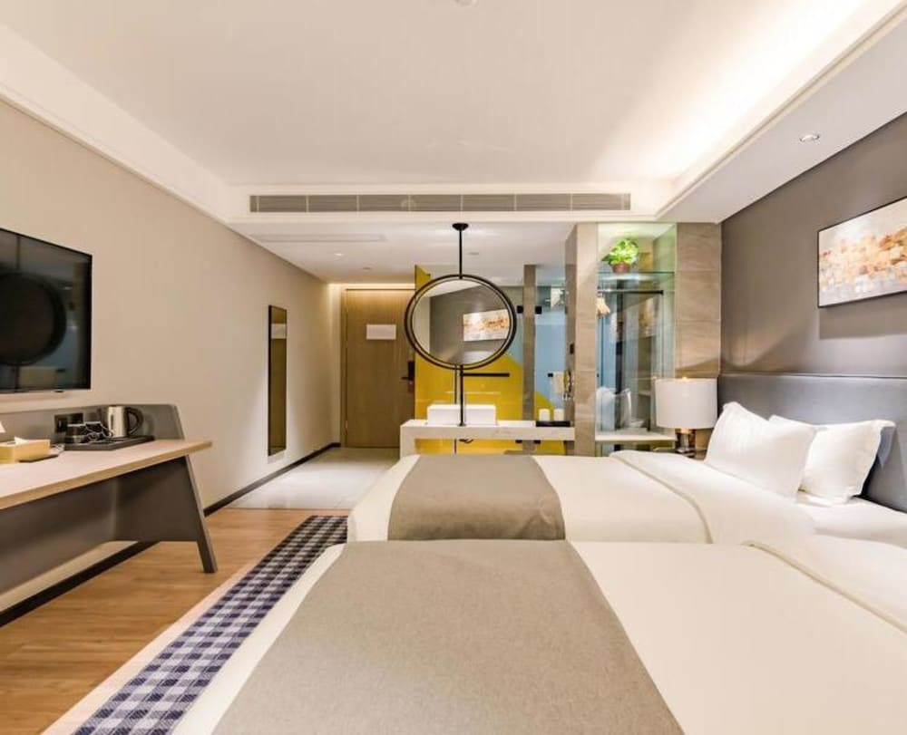 Deluxe Twin Room (Mainland Chinese Citizen Only) - Photo 4