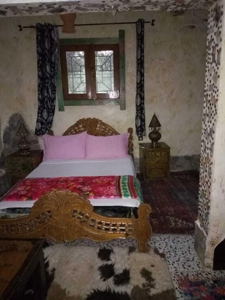 Gallery Triple Room photo 1