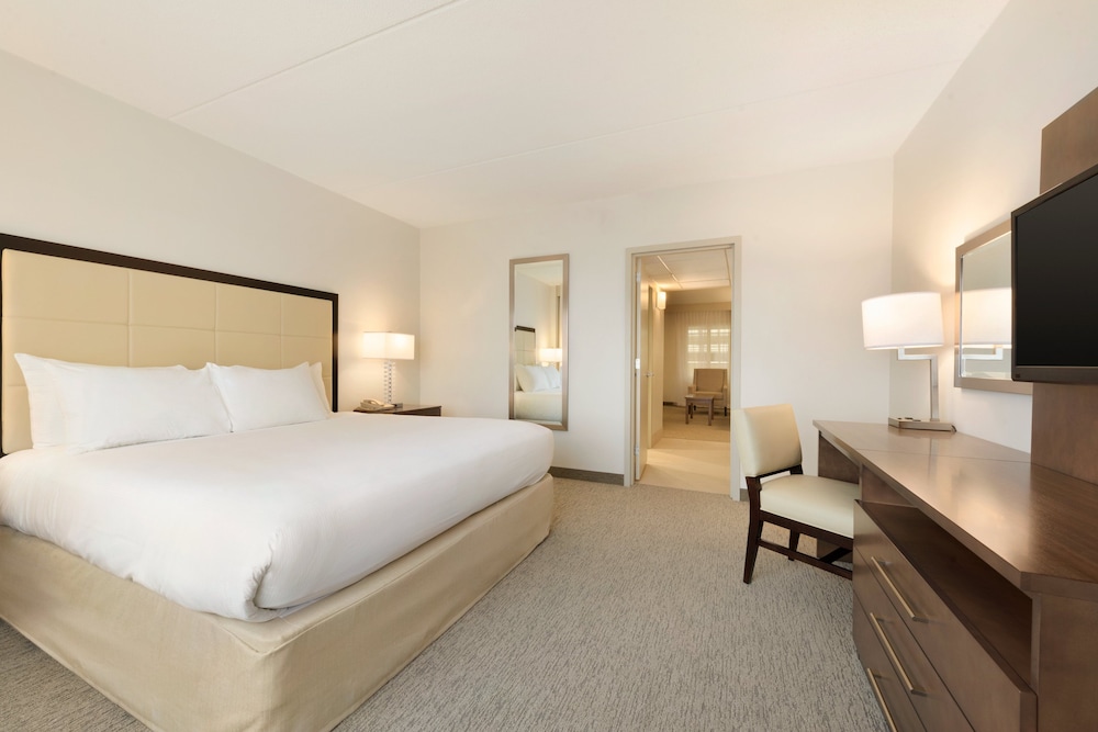 Room, 1 King Bed (High Floor) photo 2