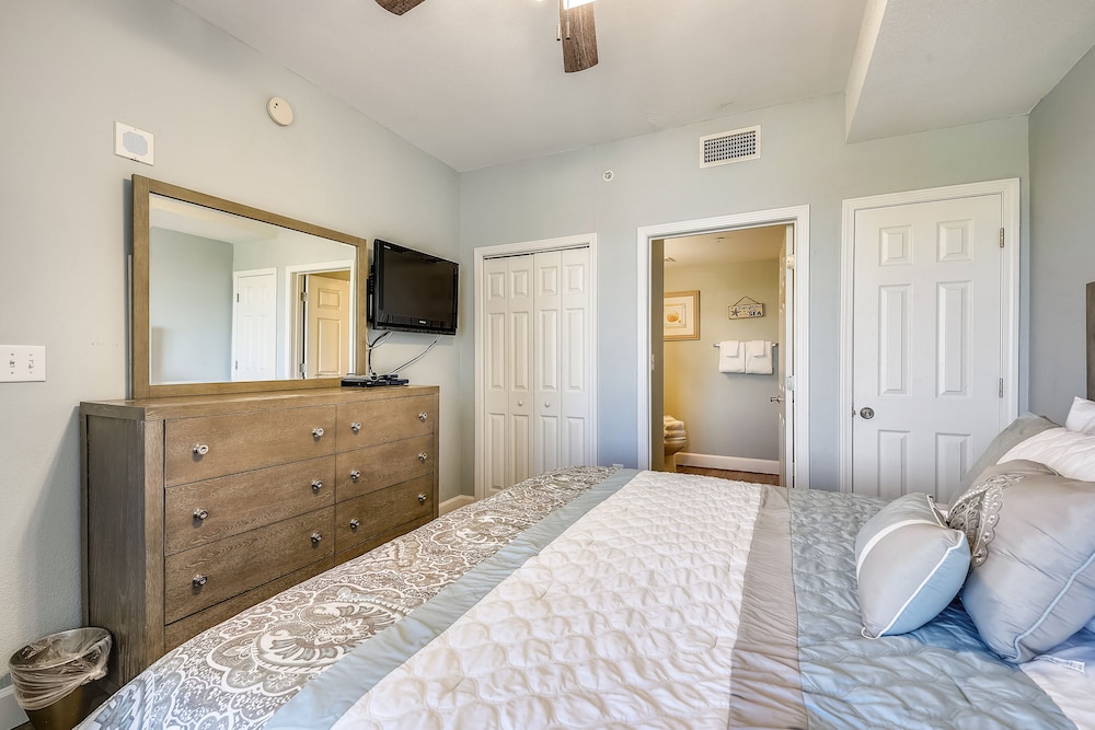 Condo, 1 Bedroom, Balcony, Ocean View (1704)
