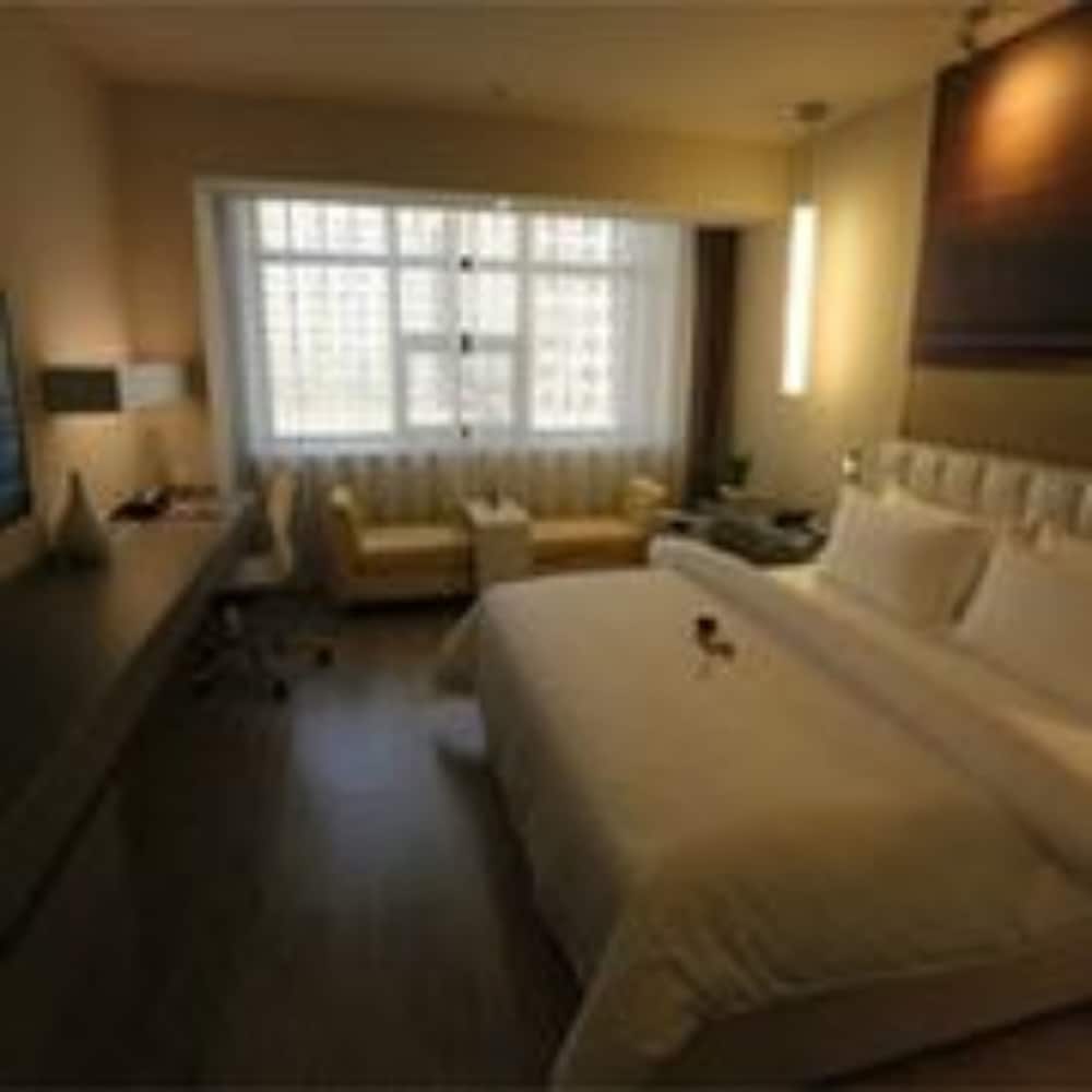 Double Room (Extreme Sassy) photo 2