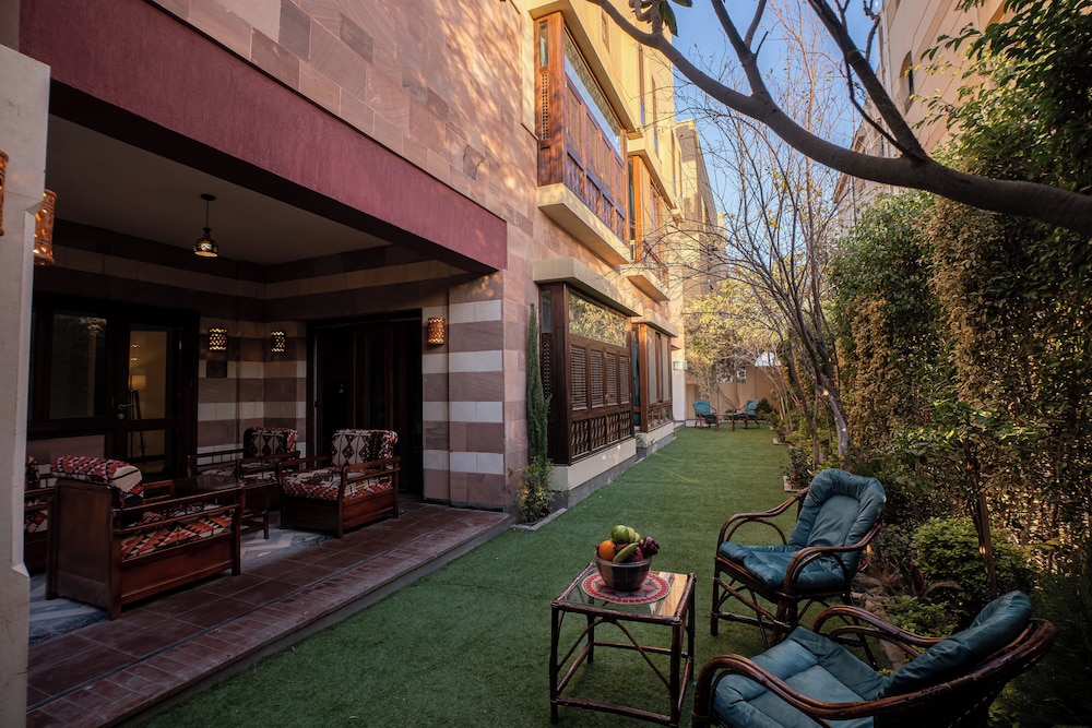 Junior Suite, Garden View