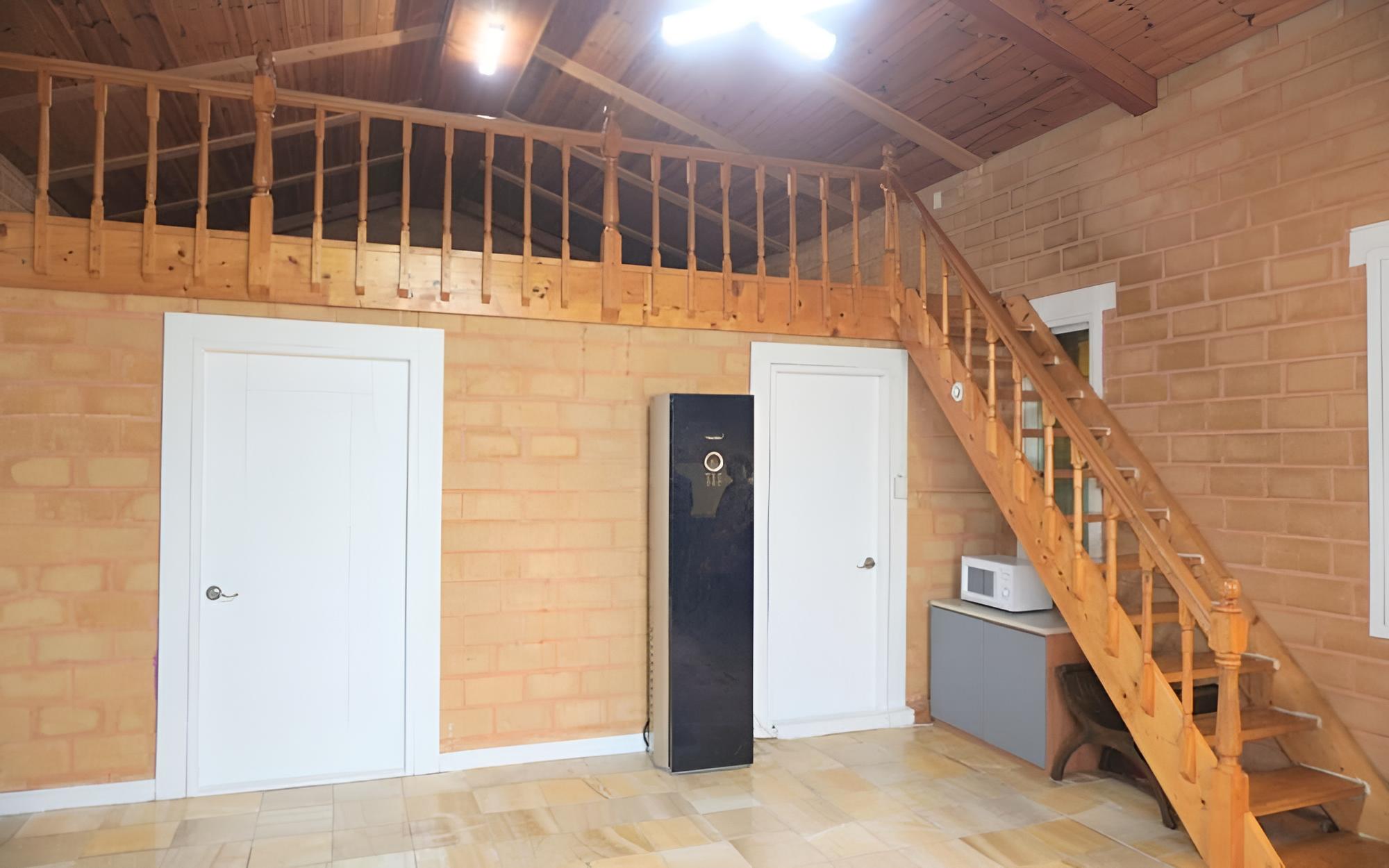 Room (Michelangelo (Duplex Group Room))