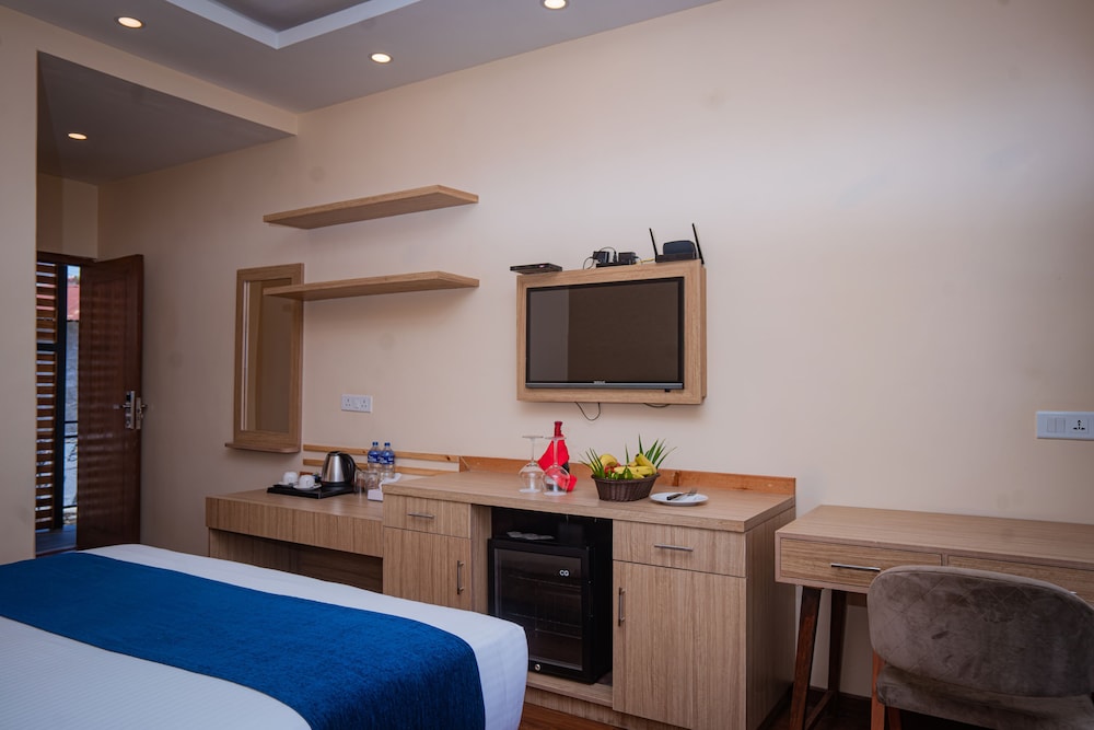 Deluxe Double or Twin Room - Photo 4