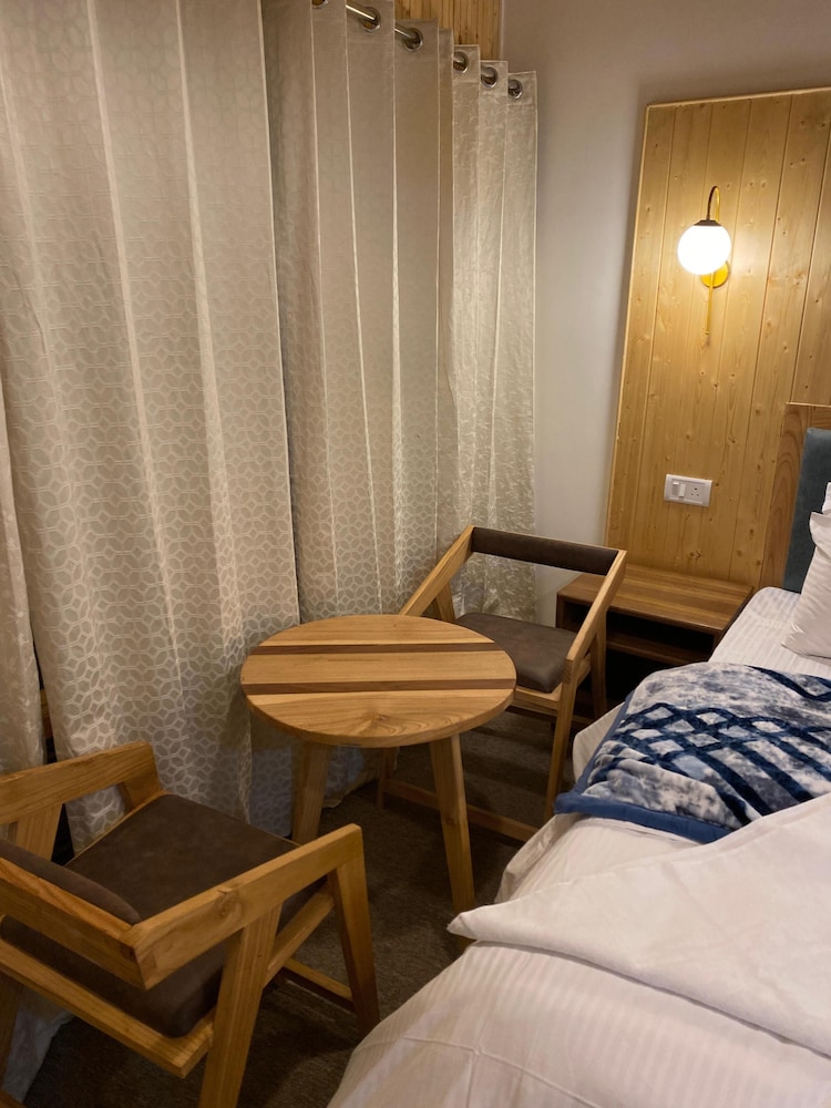 Luxury Room, Lake View