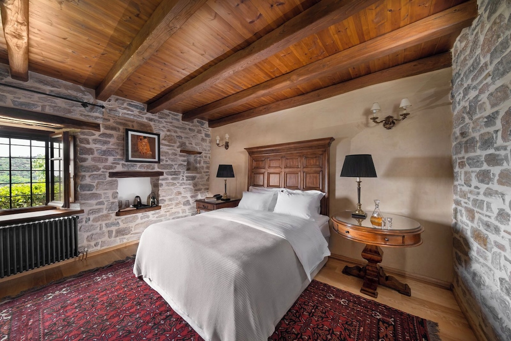 Premium Suite - Amalthea