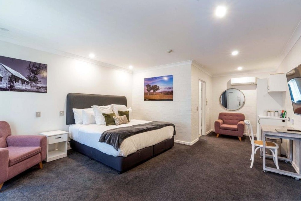 King Spa Room photo 2