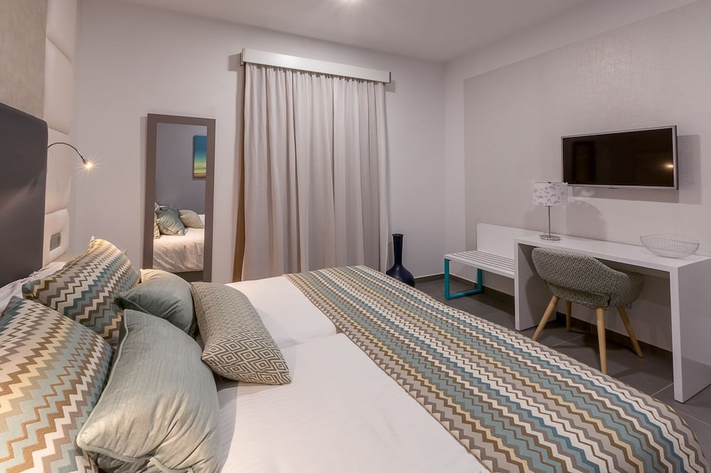 Luxury Villa, Multiple Beds, Terrace photo 2