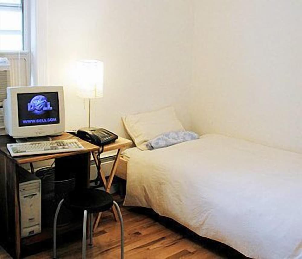 Single Room photo 1