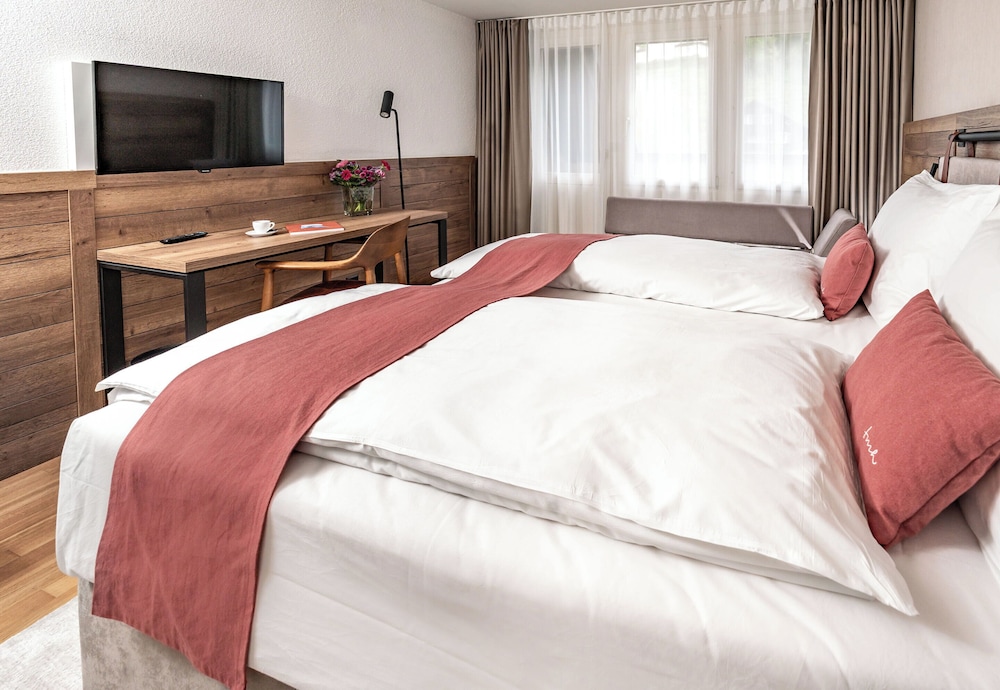 Standard Twin Room, Balcony photo 2