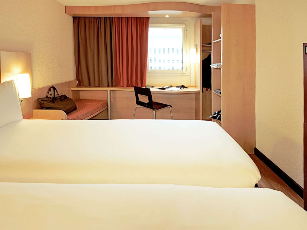 Twin Room, 2 Twin Beds - Photo 4