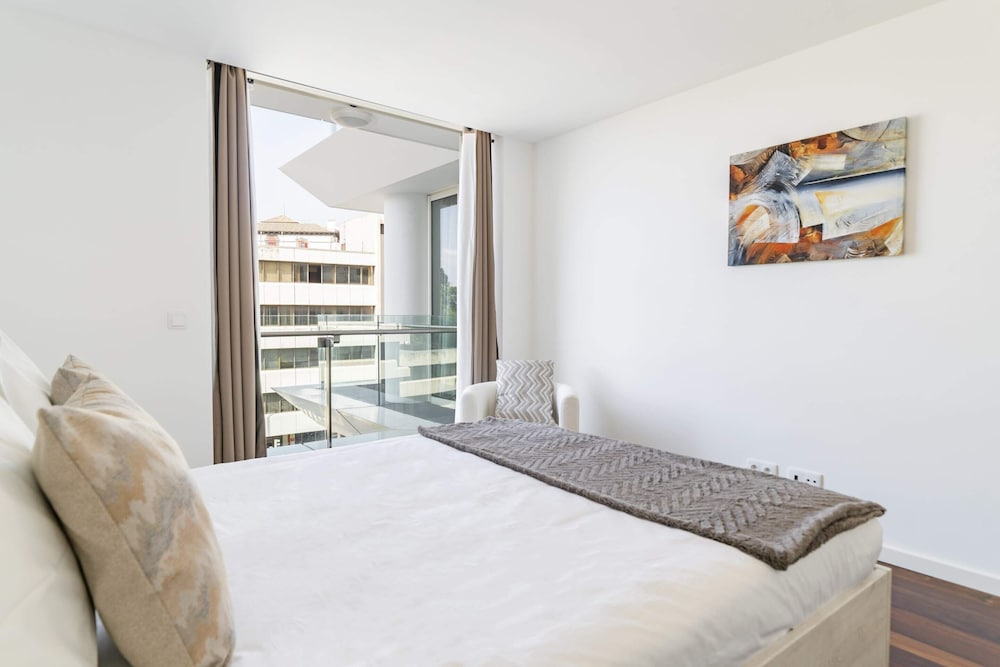 Apartment (2 Bedrooms)