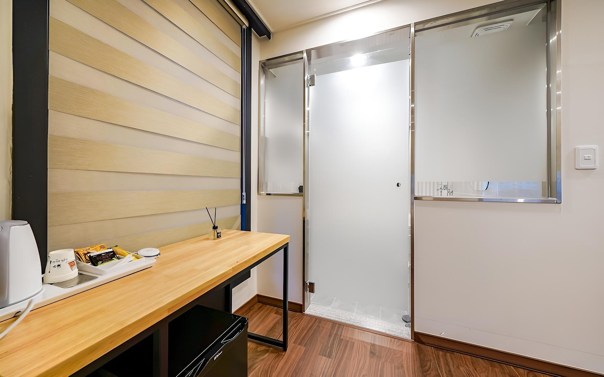 Room (Special room (large bathtub + free ac) - Photo 4