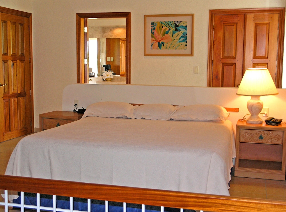 Deluxe Suite photo 2
