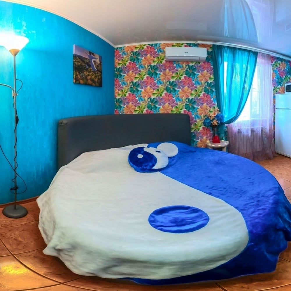 Standard Studio, Multiple Beds
