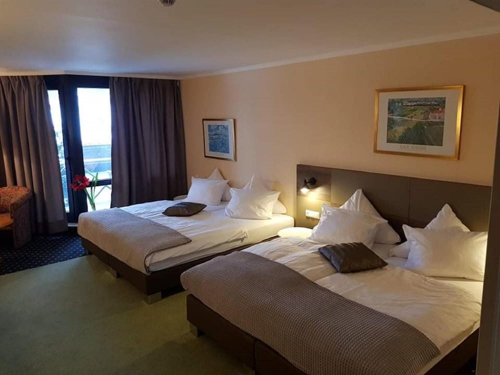 Superior Quadruple Room photo 2
