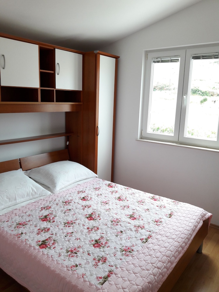Apartment, 3 Bedrooms (A3)