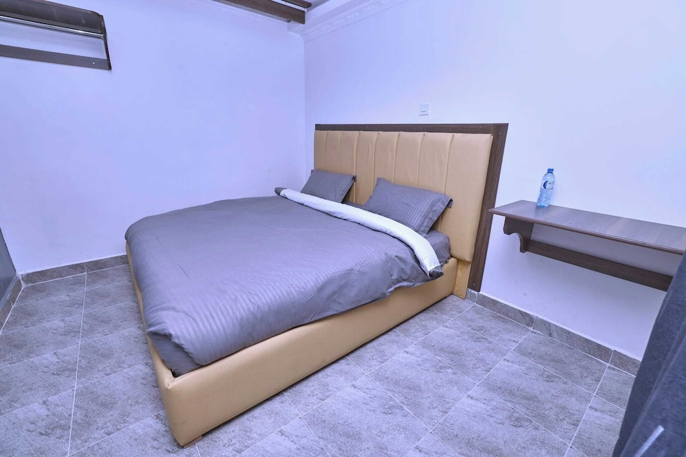 Standard Single Room, Garden View