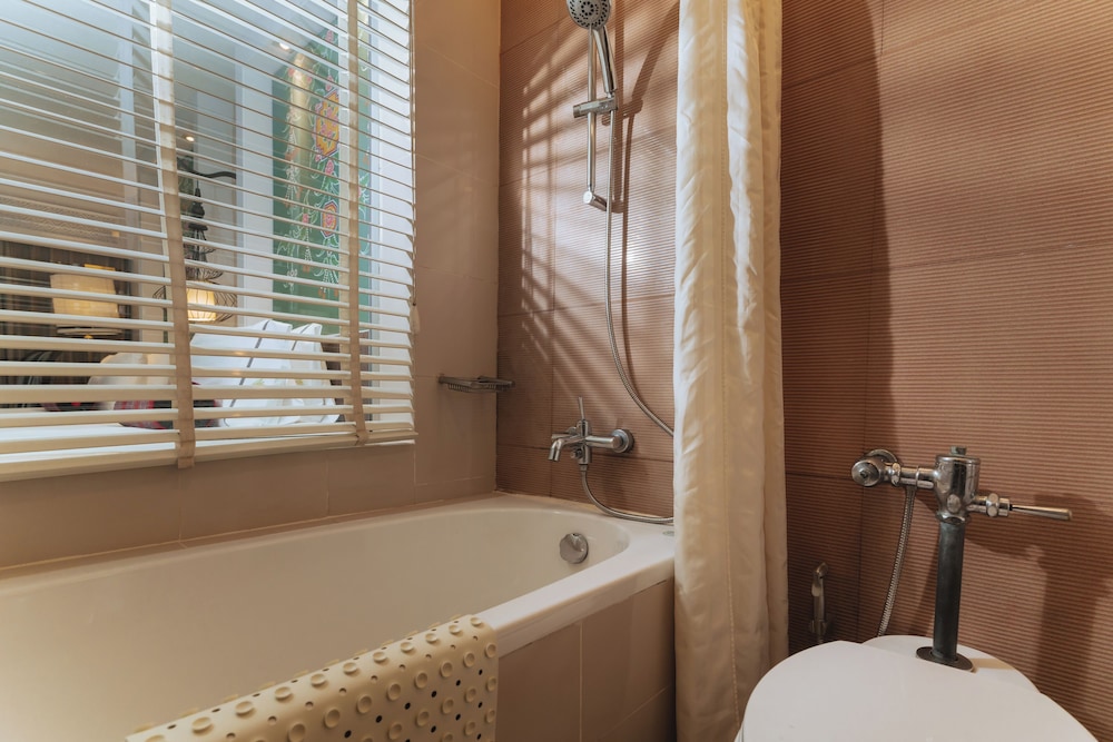 Executive Deluxe Twin