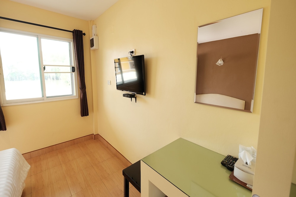 Standard Twin Room - Lower Floor