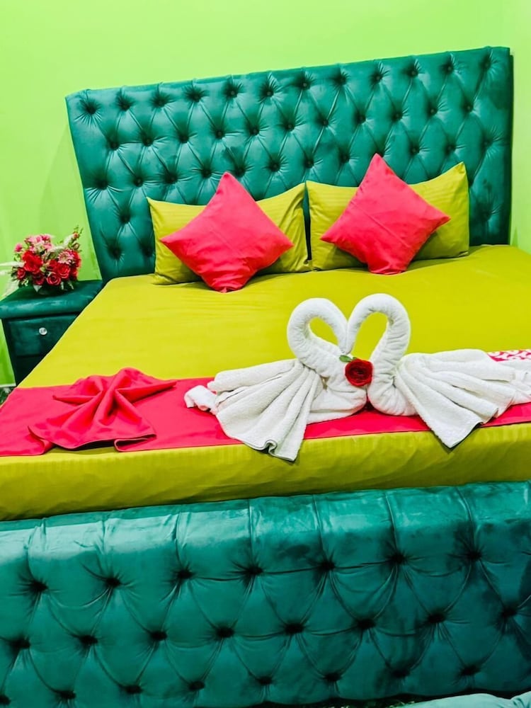 Deluxe Double Room, Balcony, Garden View