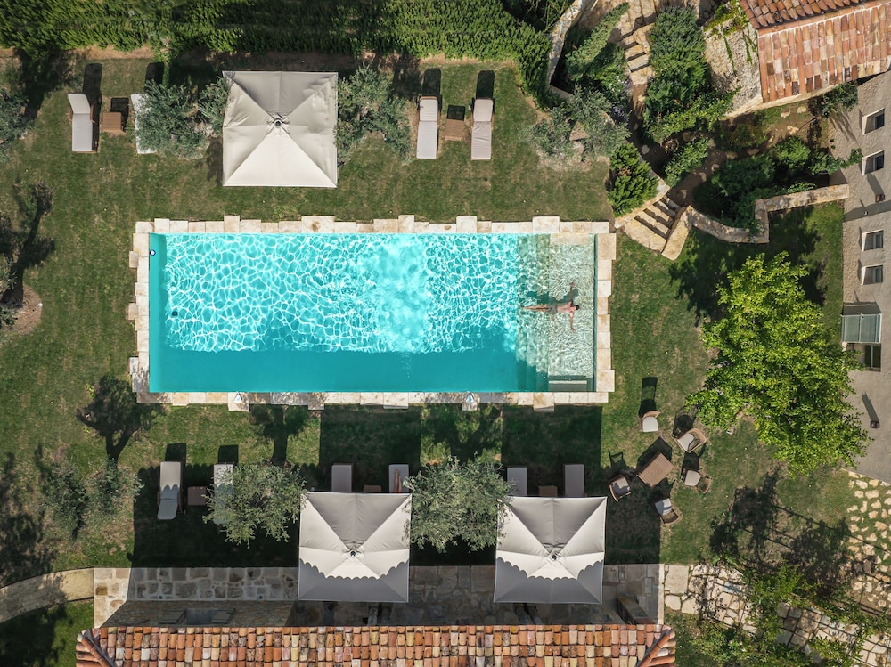 Villa (FITO) - Photo 1