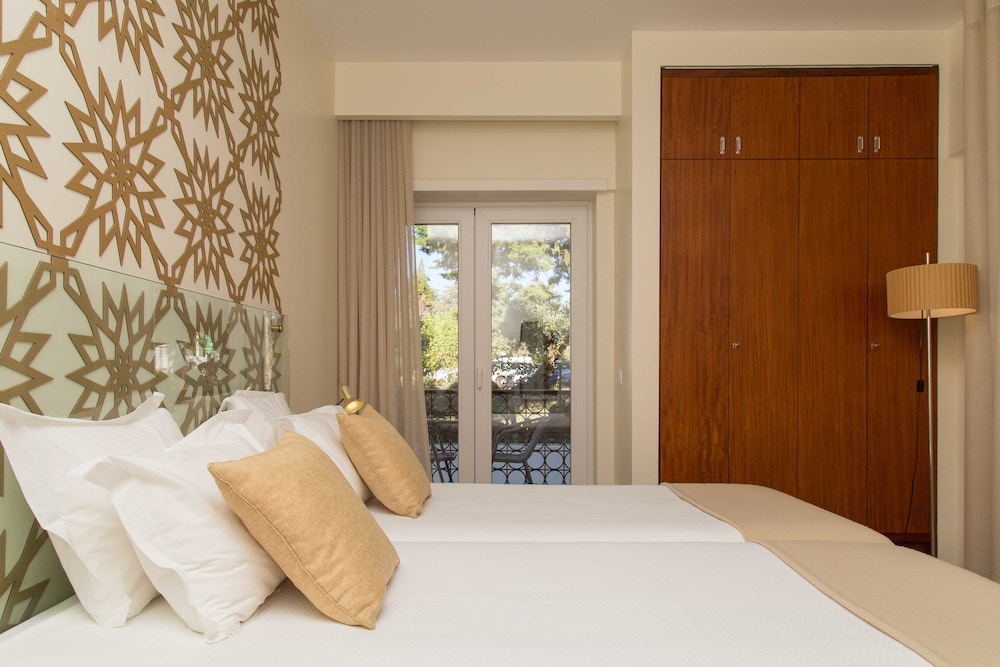 Double or Twin Room, Balcony, Mountain View