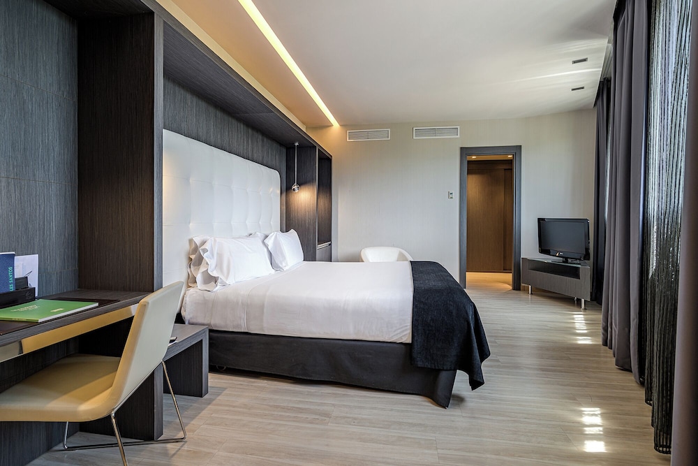 Basic Double Room photo 3