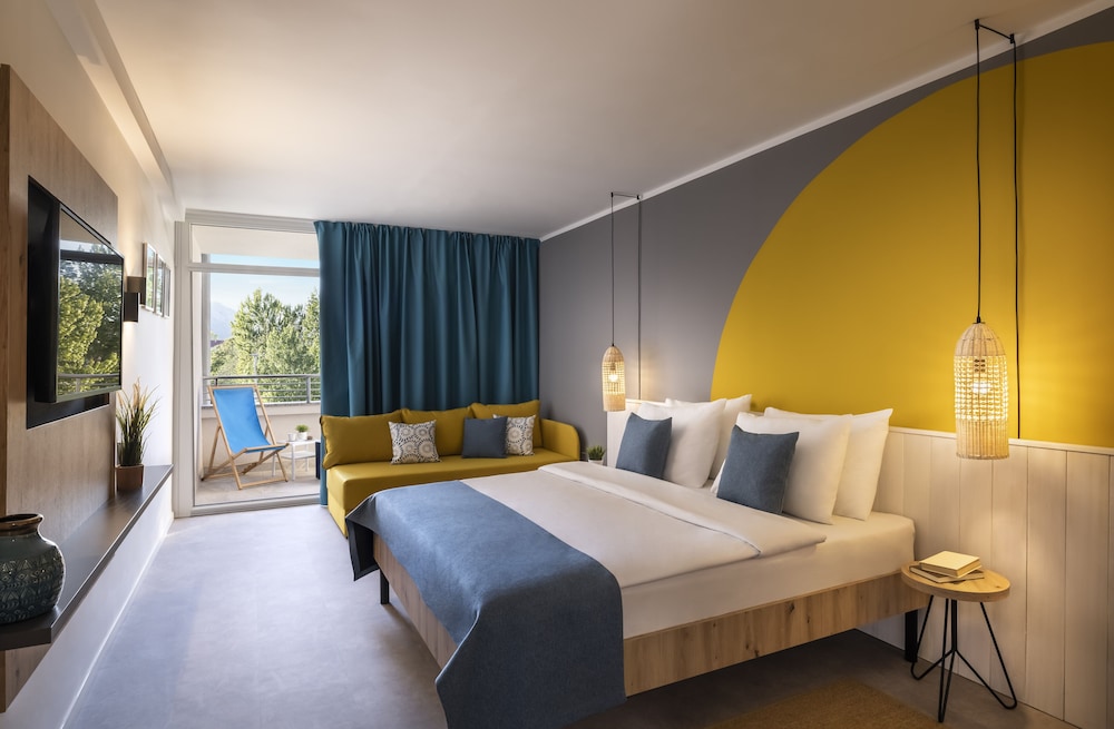 Room for 3 - Photo 1