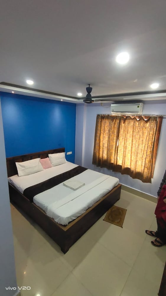 Deluxe Double Room, City View