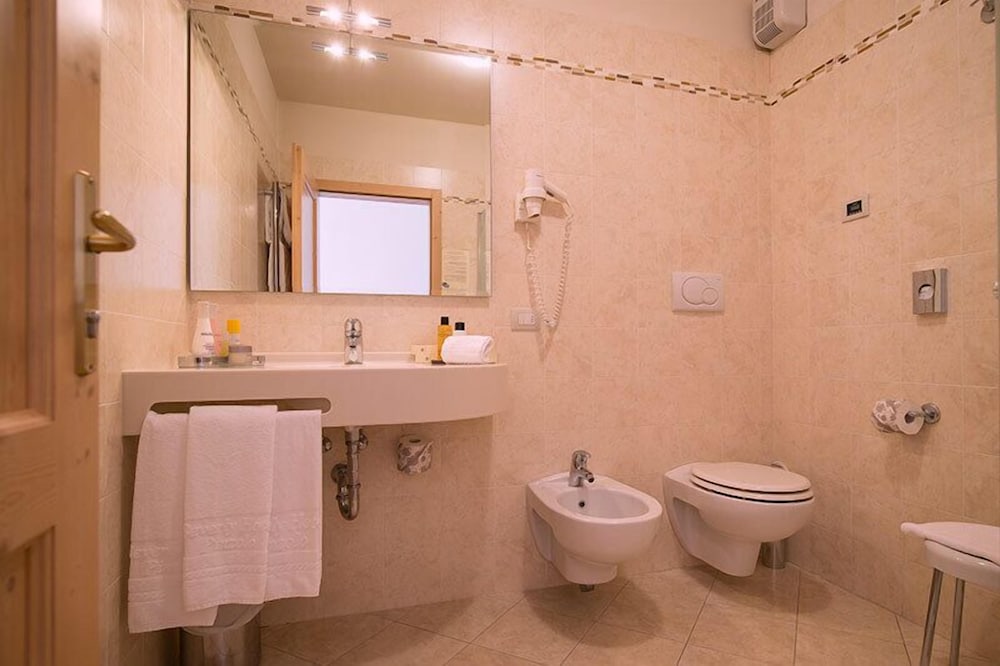 Premium Suite photo 3