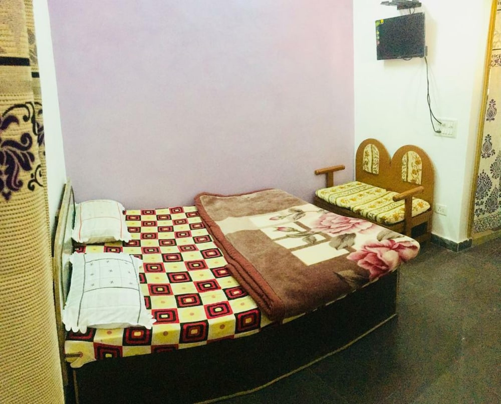 Standard Room - Photo 1
