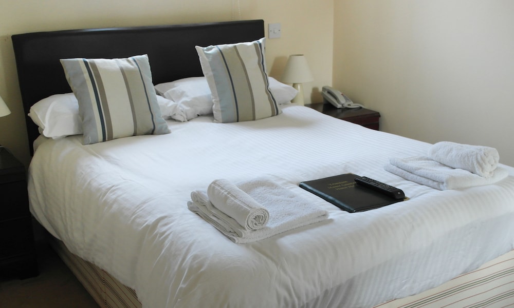 Double Room (Knowle, Dog Friendly) photo 2