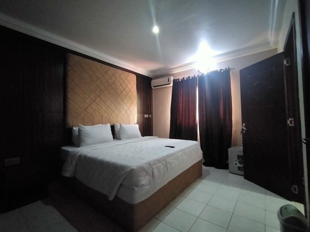 Business Room