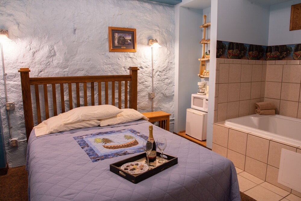Boat Whirlpool Suite photo 1