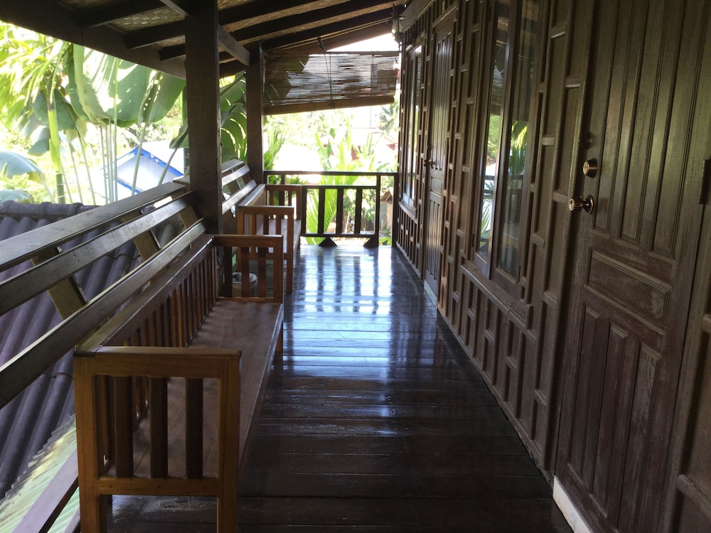 Standard Twin Room, Garden View (Air Conditioning) photo 3
