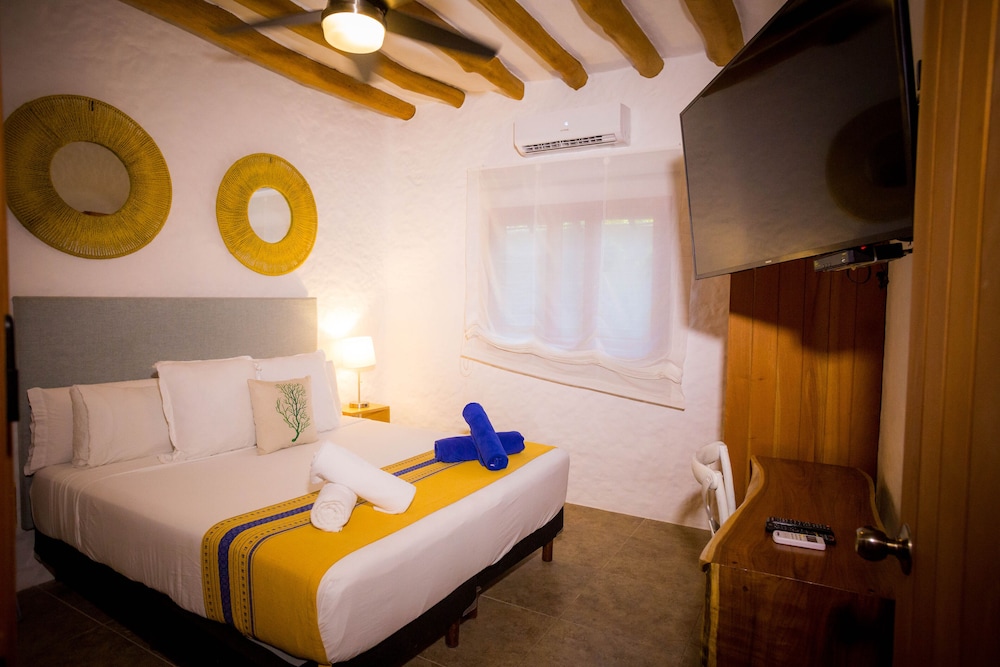 Standard Quadruple Room - Photo 1