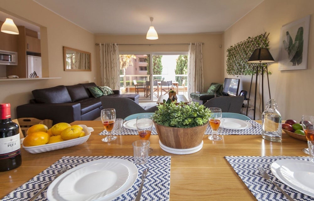 B02 - Fantastic Apartment With Pool Almost on the Sandy Beach, Photo 4