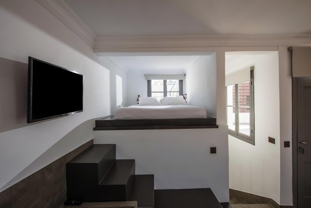 Standard Suite