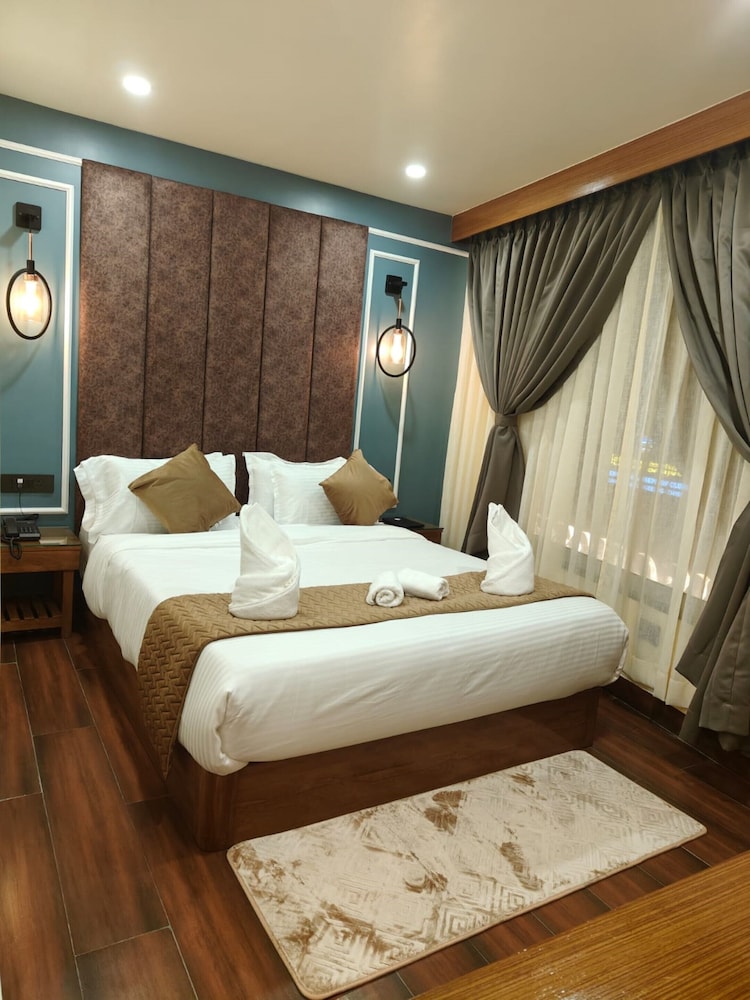 Deluxe Double Room, Valley View
