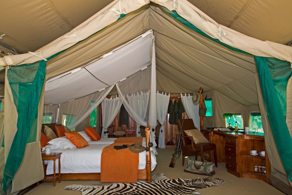 Tent (Tented Camp) photo 2