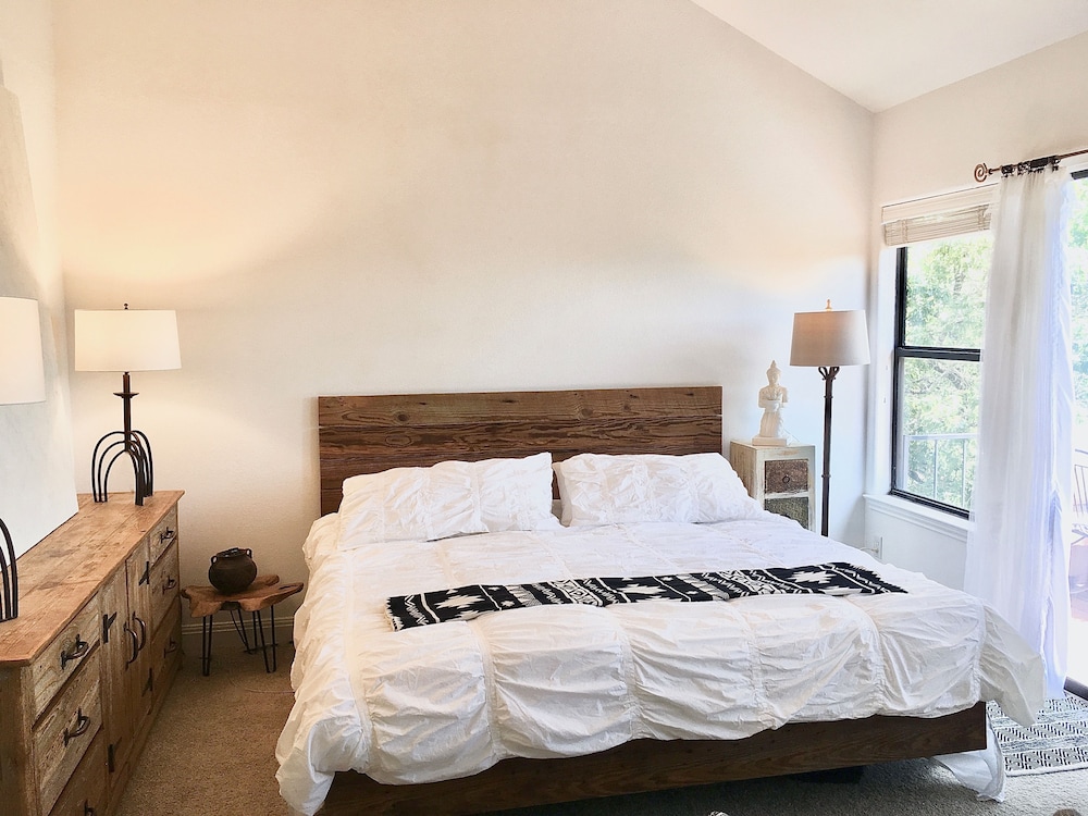 White Cloud Suite