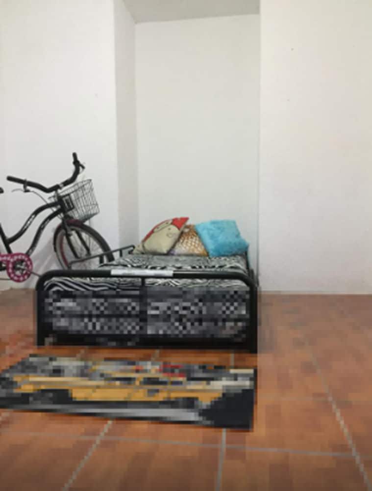 Single Room, Non Smoking photo 3