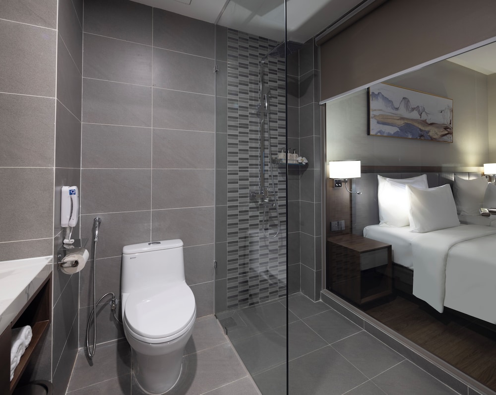 Deluxe Double Room, Balcony - Photo 6
