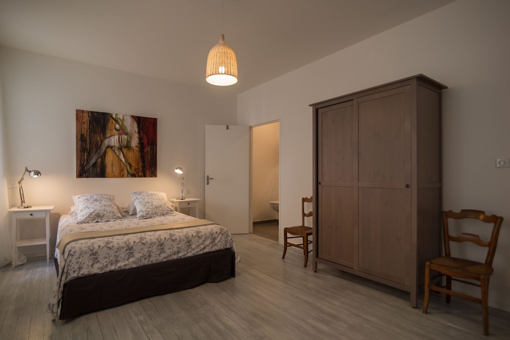 Exclusive Apartment, 2 Bedrooms photo 3