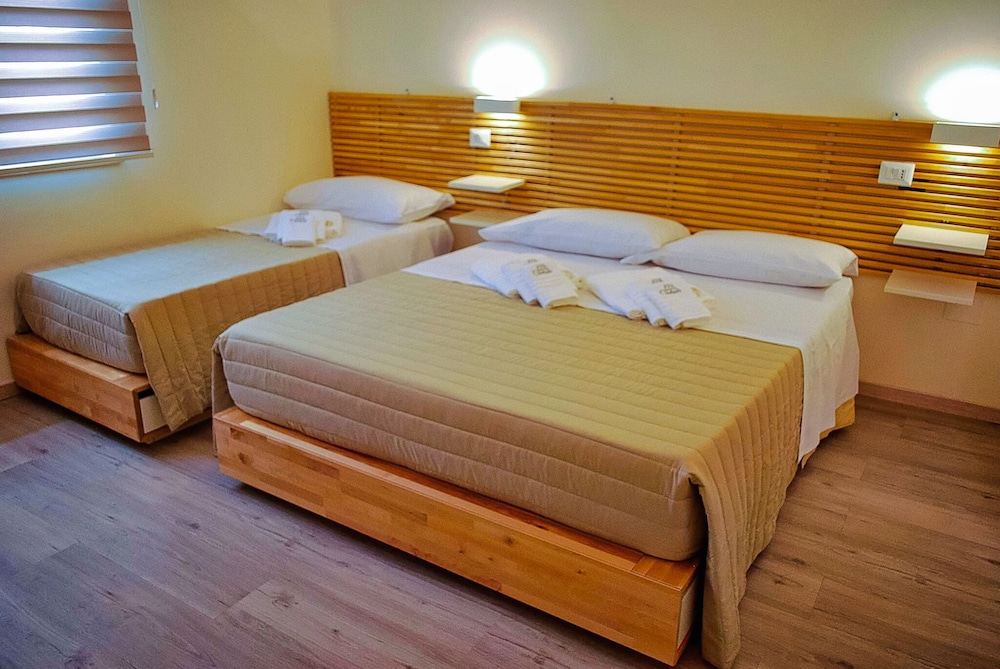 Family Triple Room, Ensuite, City View